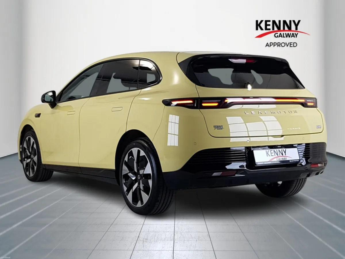 Leapmotor B05 DESIGN 67.1KWH 482KM - Image 5