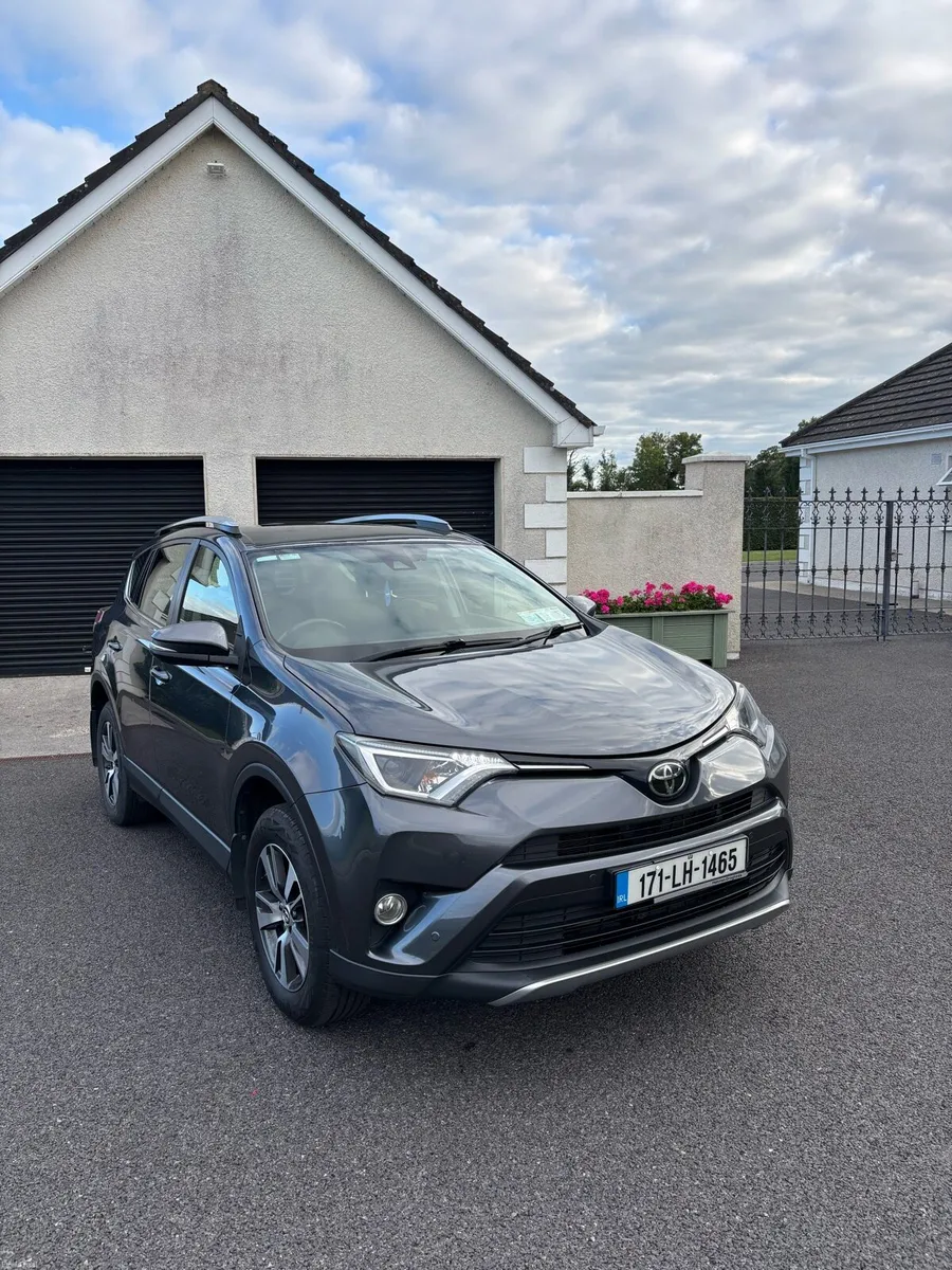 Toyota rav 4 - Image 1