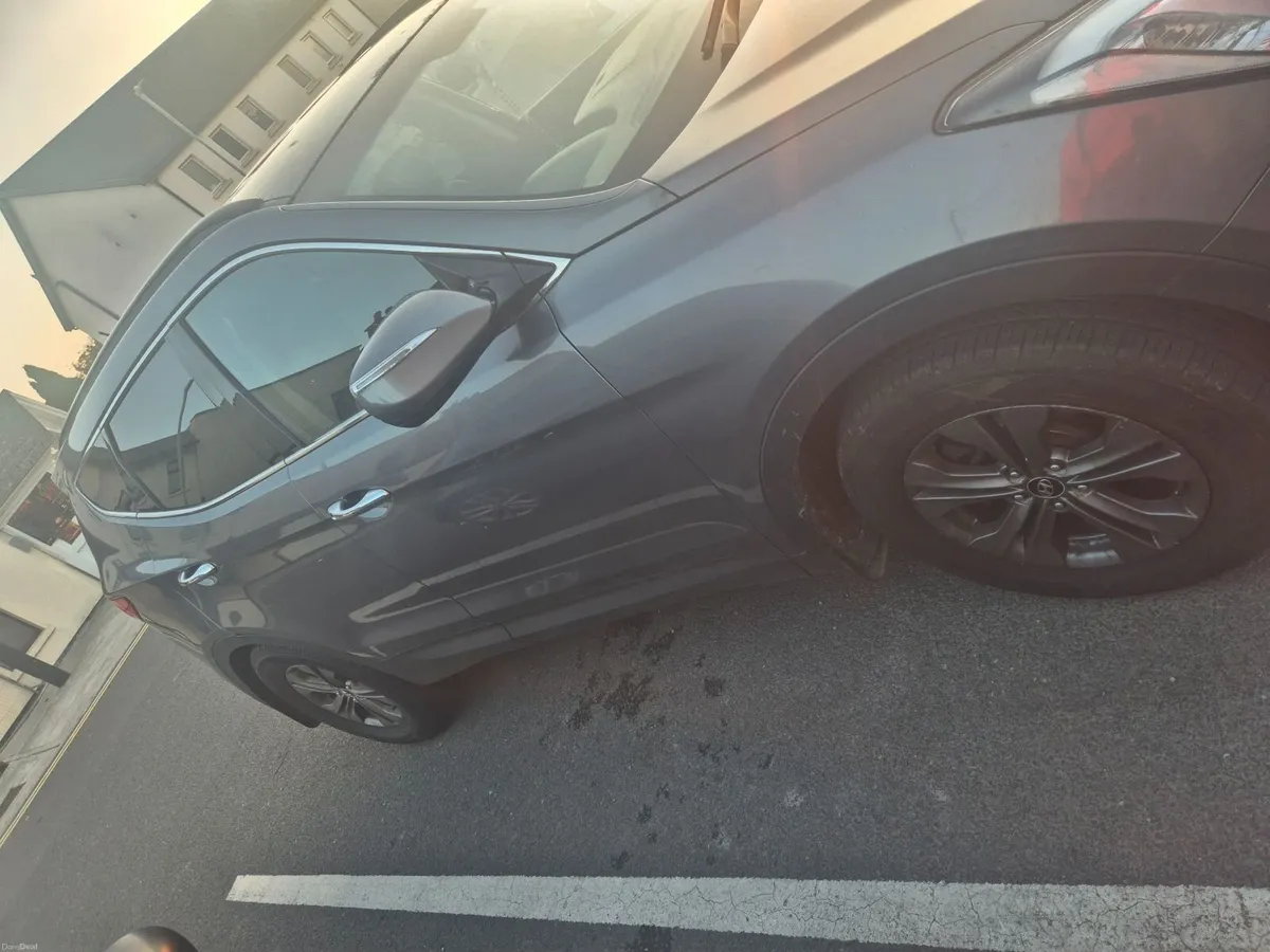 Hyundai Santa Fe 2013 - Image 3