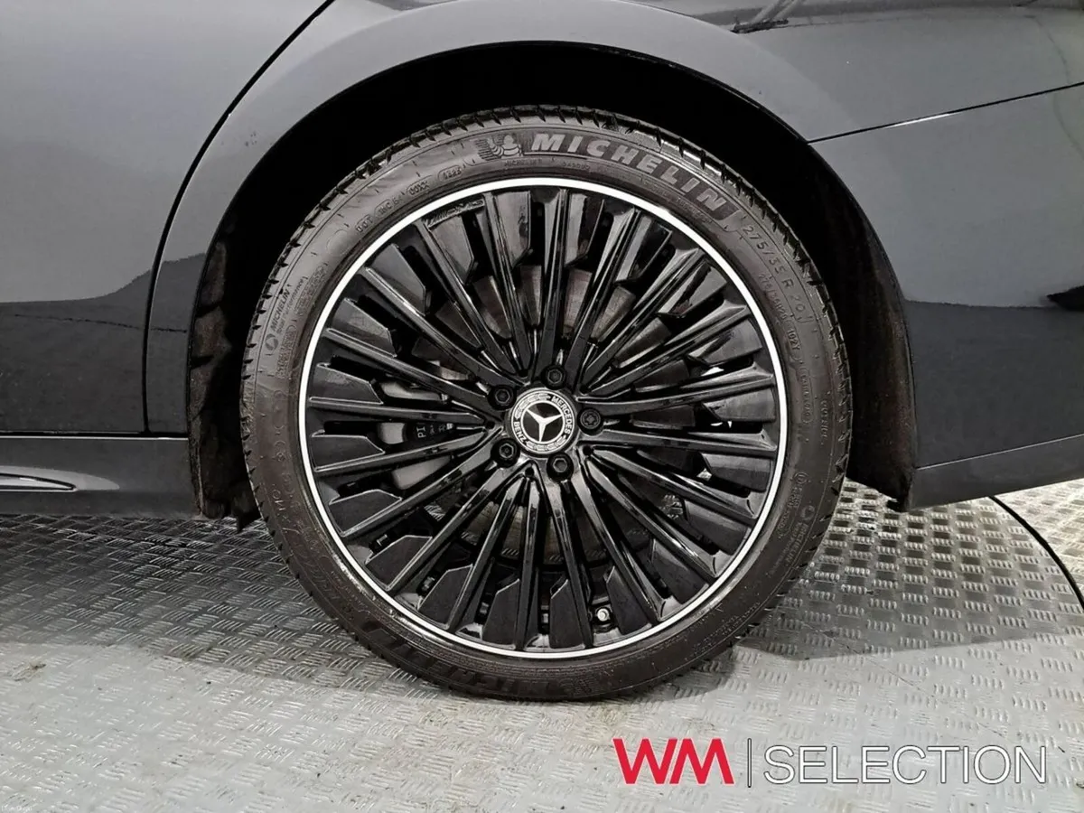 Mercedes-Benz 300 E 300 Urban Edition E Auto  Urba - Image 6