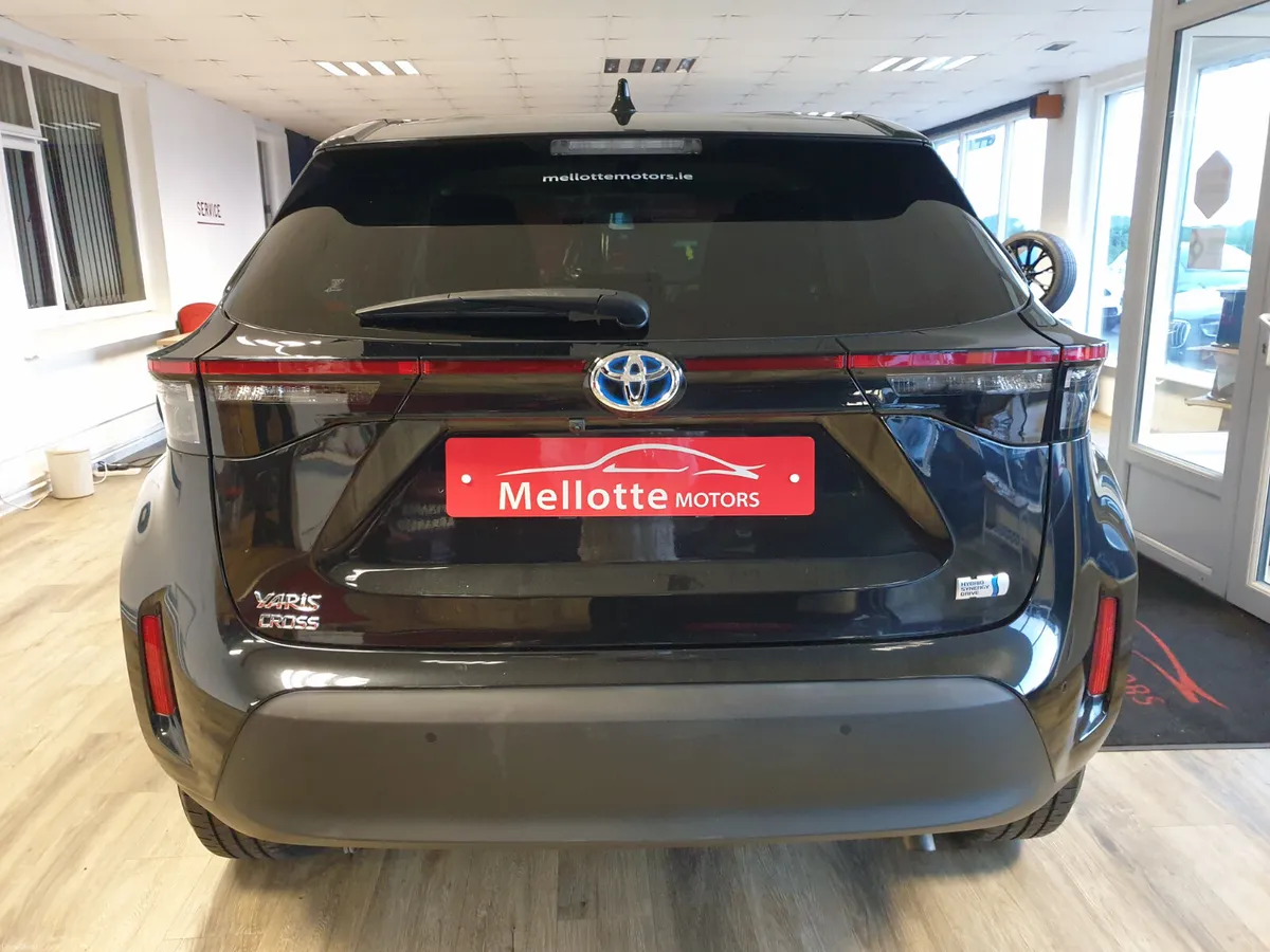 TOYOTA YARIS CROSS 1.5 HYBRID AUTO - Image 5