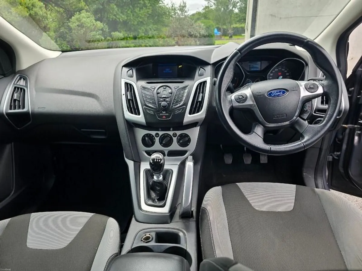 2011 Ford Focus - Image 2