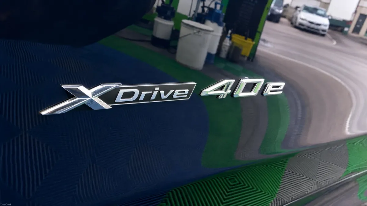 BMW X5 M Sport X drive Full service history HYBRID - Image 5