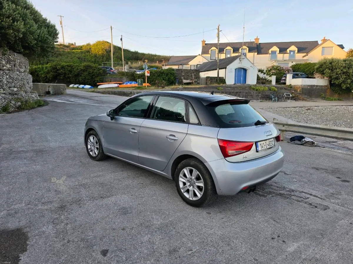 Audi a1 automatic low millage - Image 4