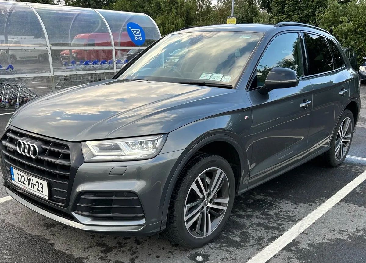 Audi Q5 40 TDI Quattro S-Line Black Edition - Image 1