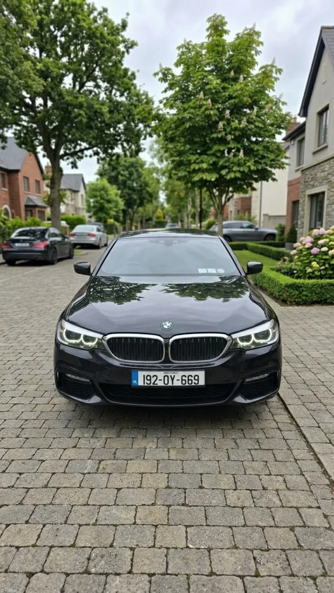 Car - Image 1