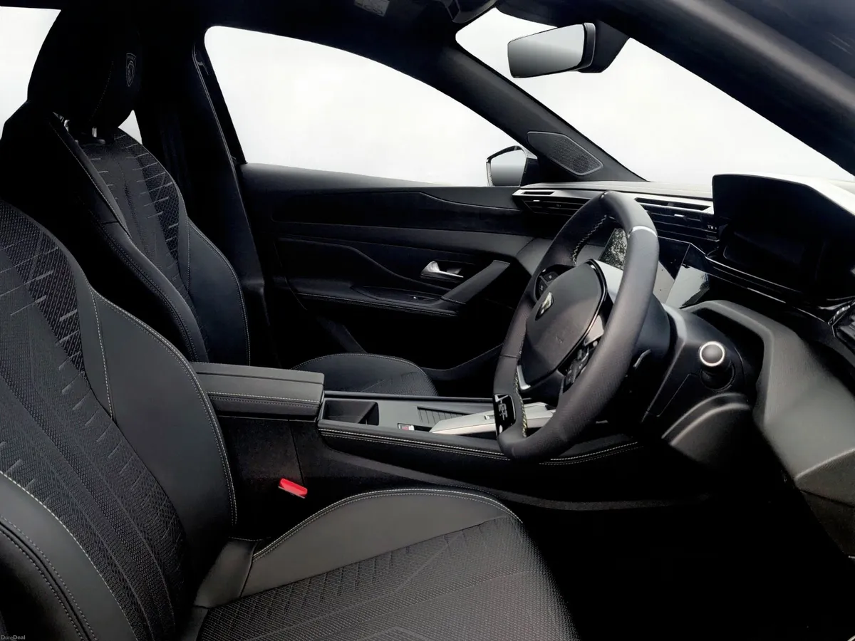 Peugeot 408 GT Hybrid - Image 5