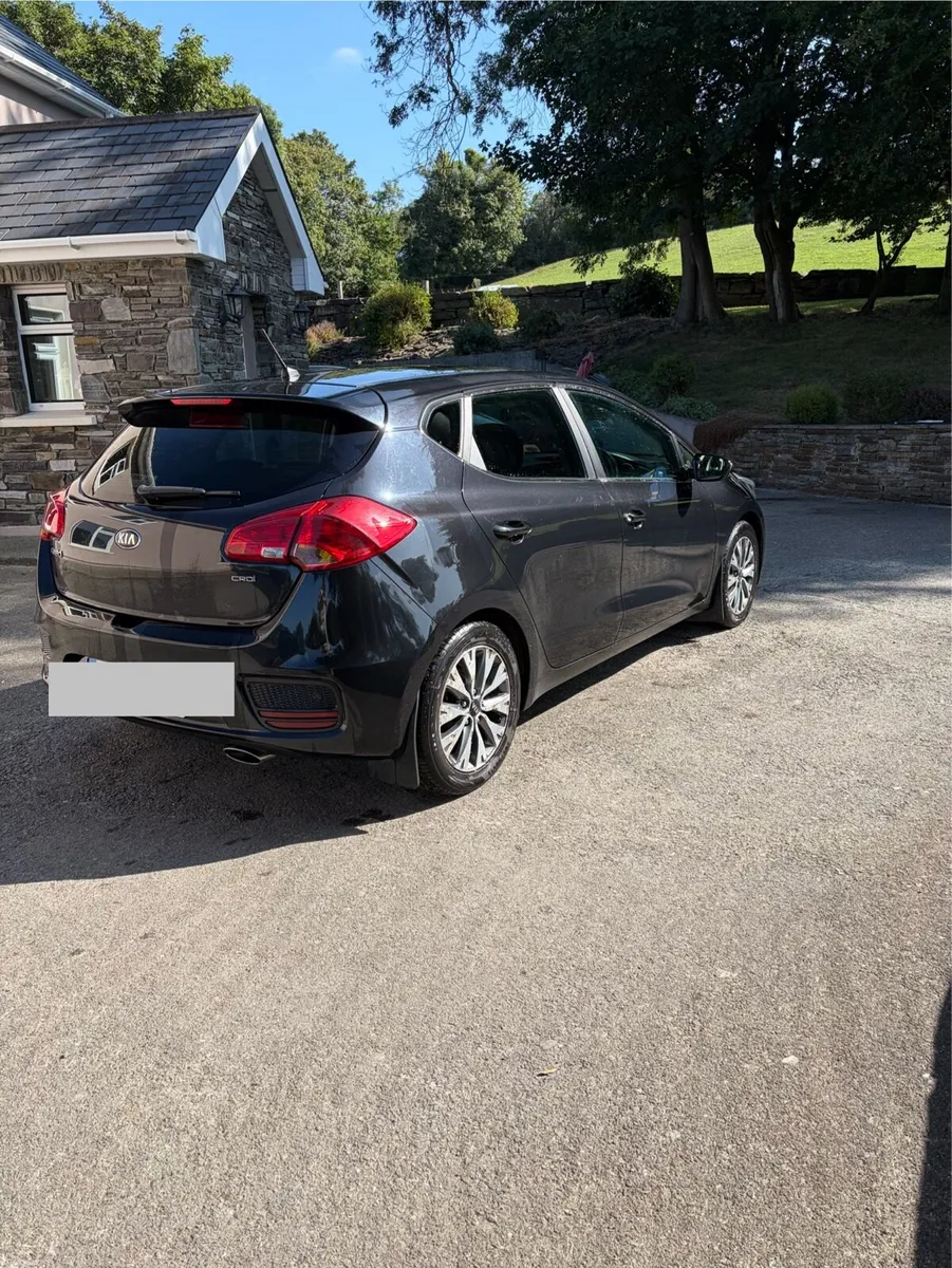2017 Kia Ceed - Image 4