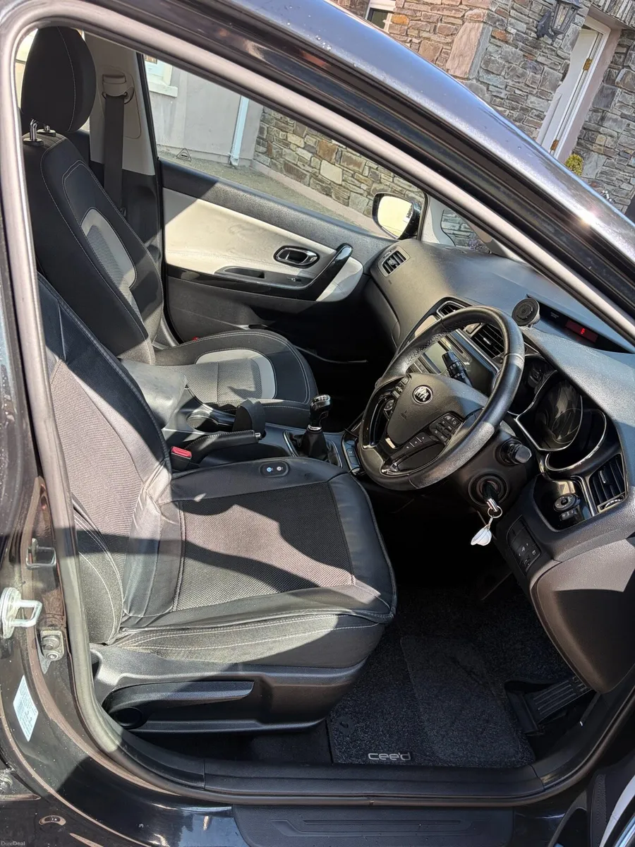2017 Kia Ceed - Image 5