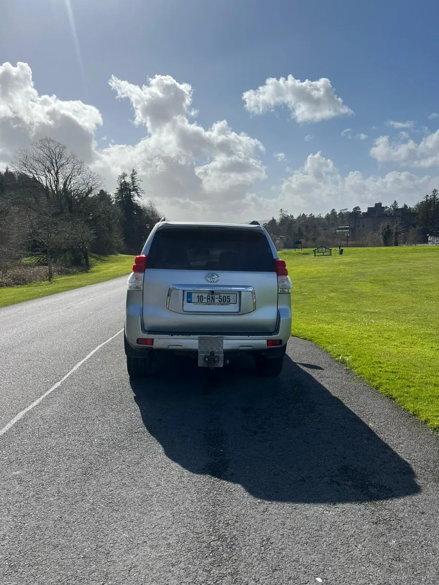 Toyota Landcruiser 2010 - Image 4