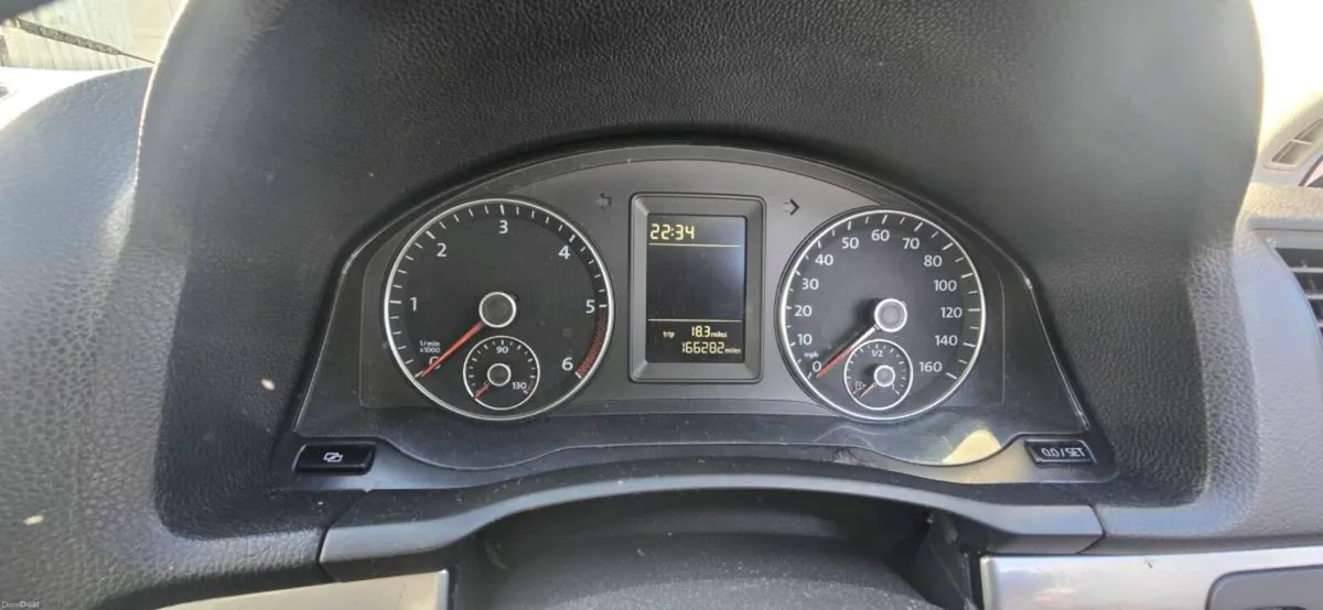 Vw jetta 2010 automatic - Image 6
