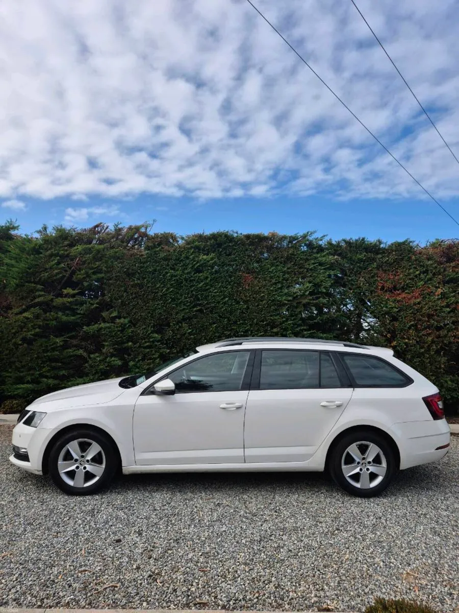 2017 Skoda Octavia 1.6 tdi - Image 3