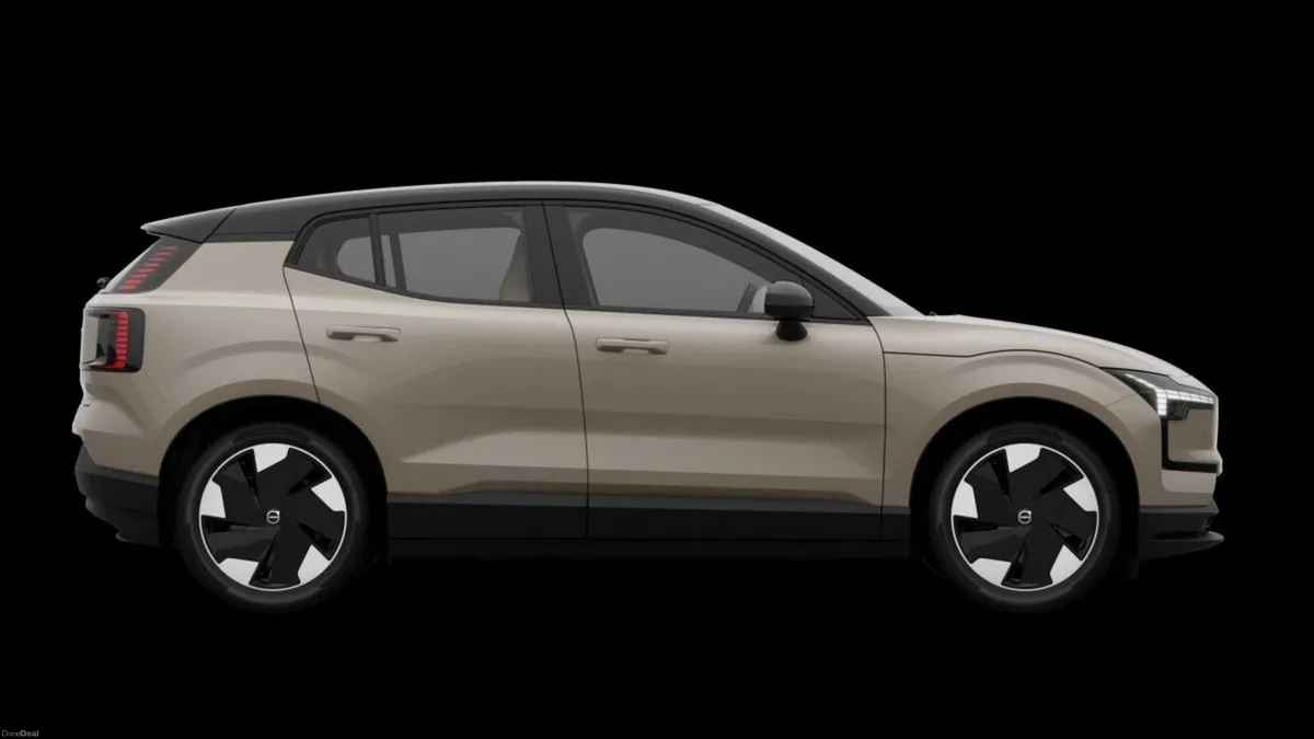 Volvo EX30 P5 PLUS LONG RANGE *ORDER NOW* € PER WE - Image 2