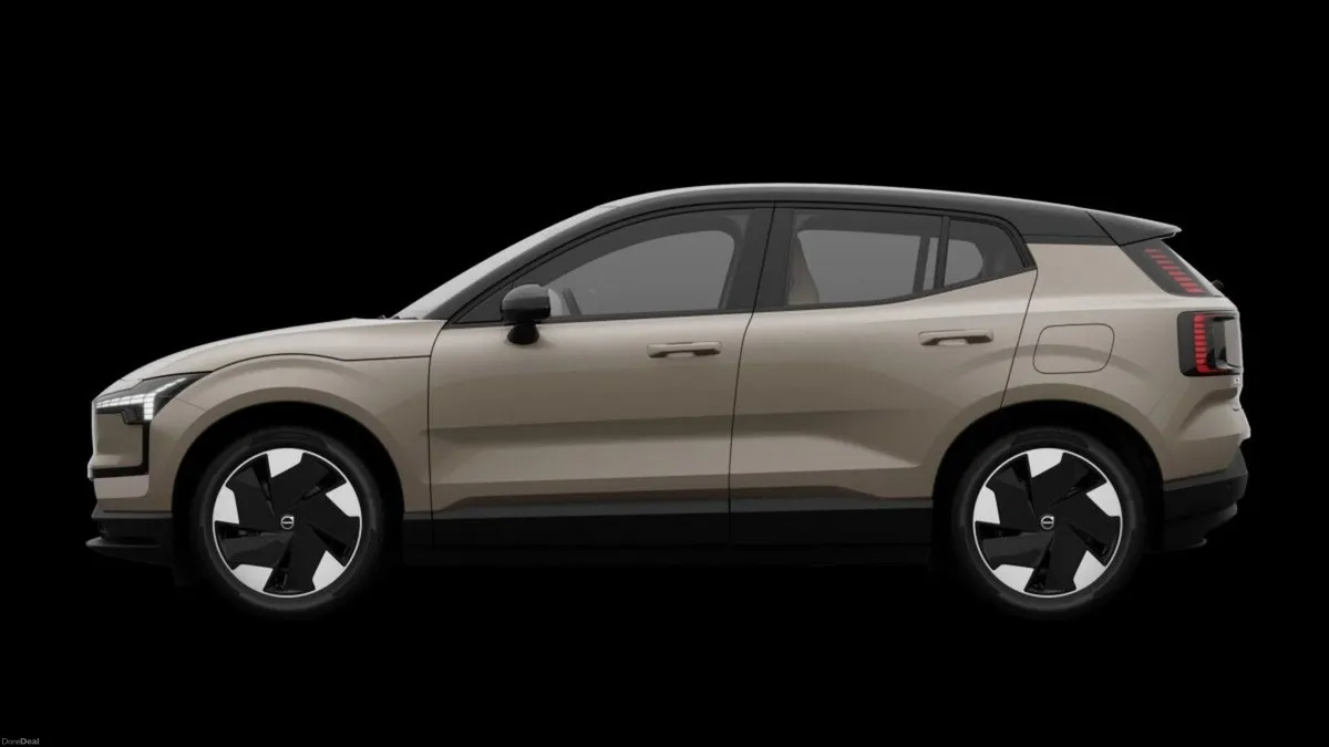 Volvo EX30 P5 PLUS LONG RANGE *ORDER NOW* € PER WE - Image 4
