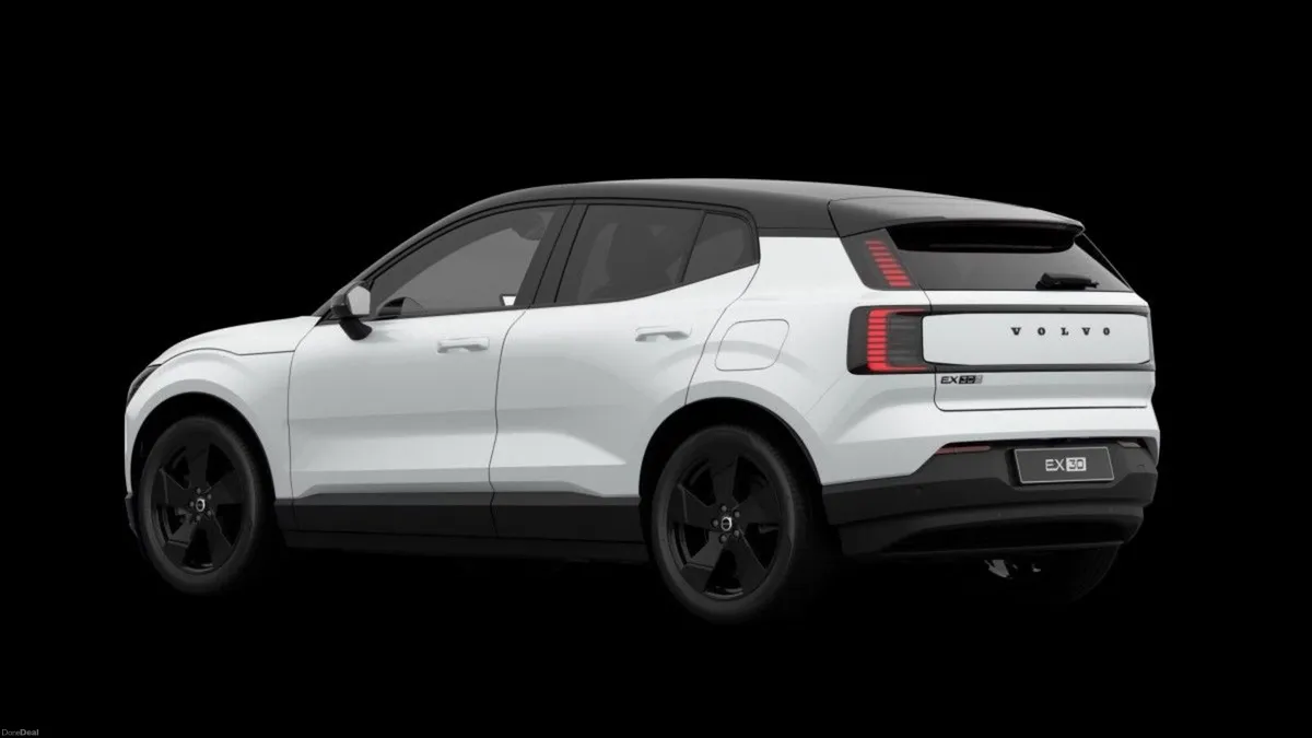 Volvo EX30 P5 PLUS LONG RANGE BLACK EDITION *ORDER - Image 5
