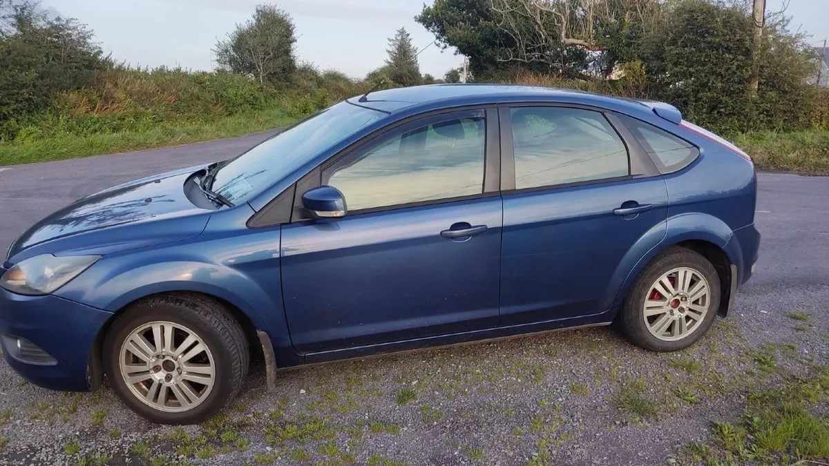 Ford Focus 2010 - Image 5
