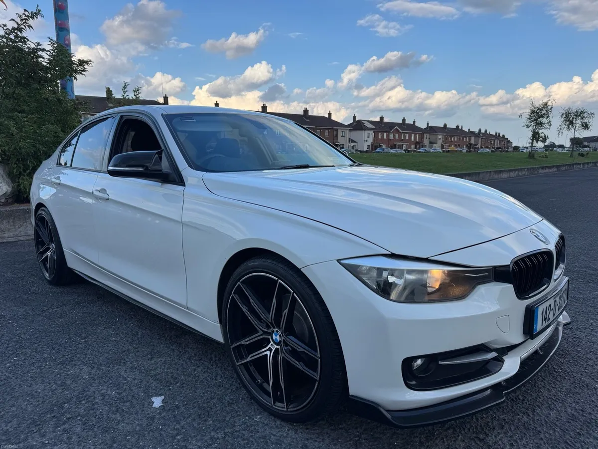 BMW 318D Sport F30 Automatic - Image 2