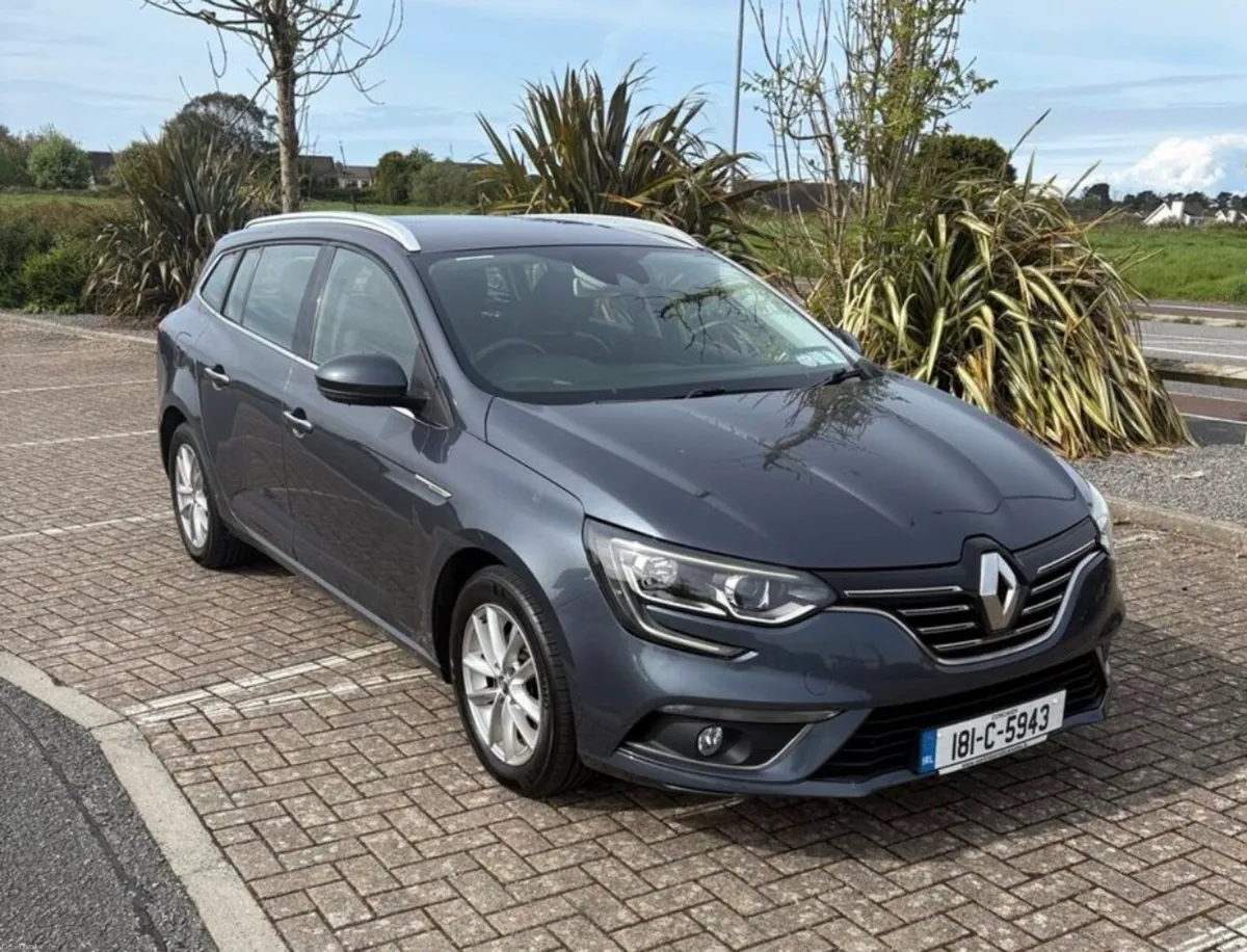 Renault Megane Tourer Dynamique Estate 2018 - Image 1