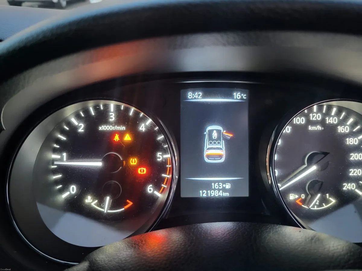 Car - Image 6