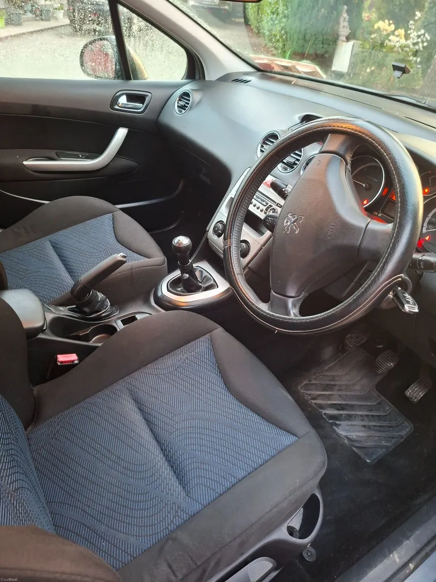 Peugeot 308 2011 - Image 5