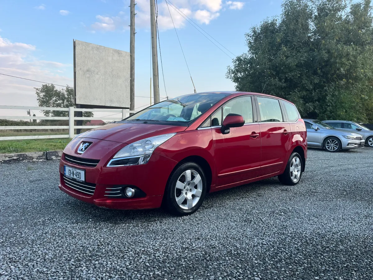 131 Peugeot 5008 1.6 hdi - 7-seater - Image 1