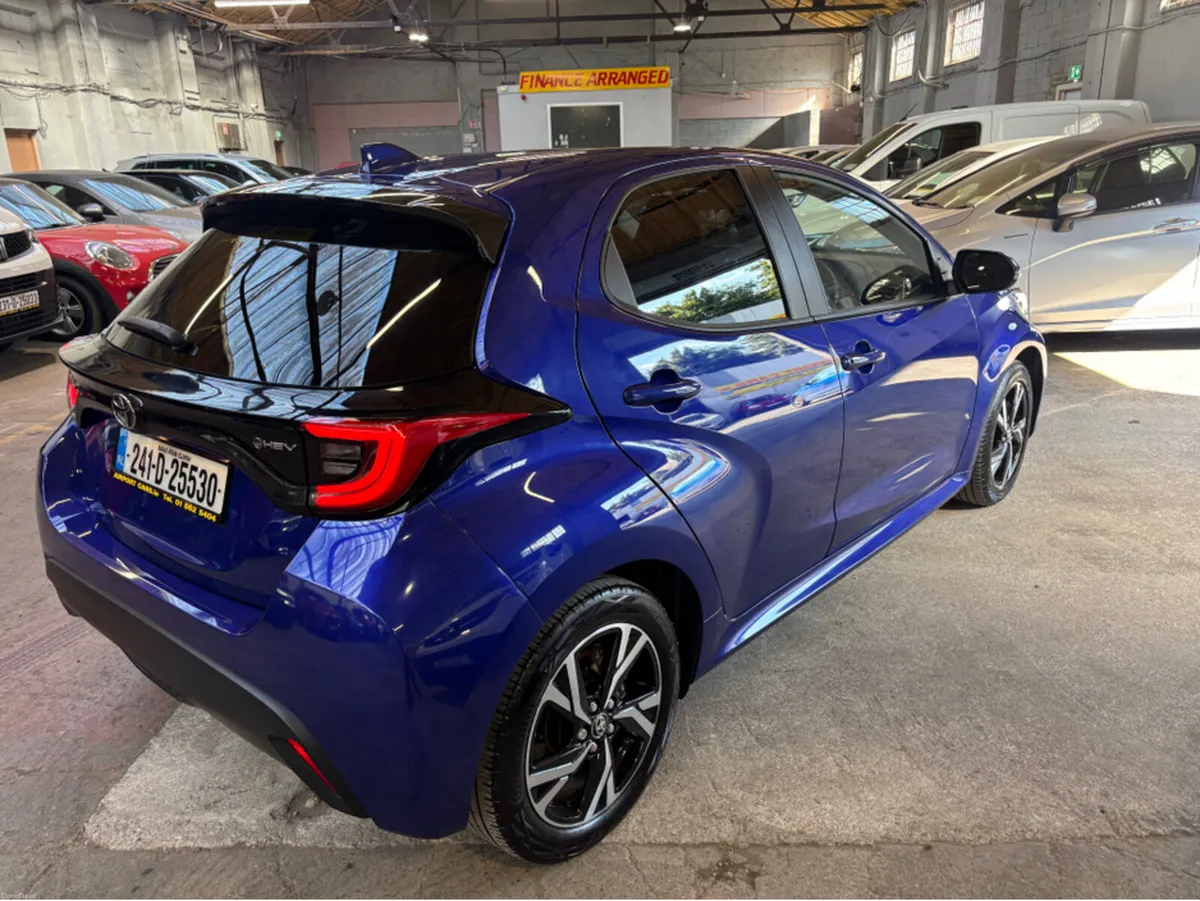 Toyota Yaris HYBRID 115 L-SPORT only 48000 kms - Image 2