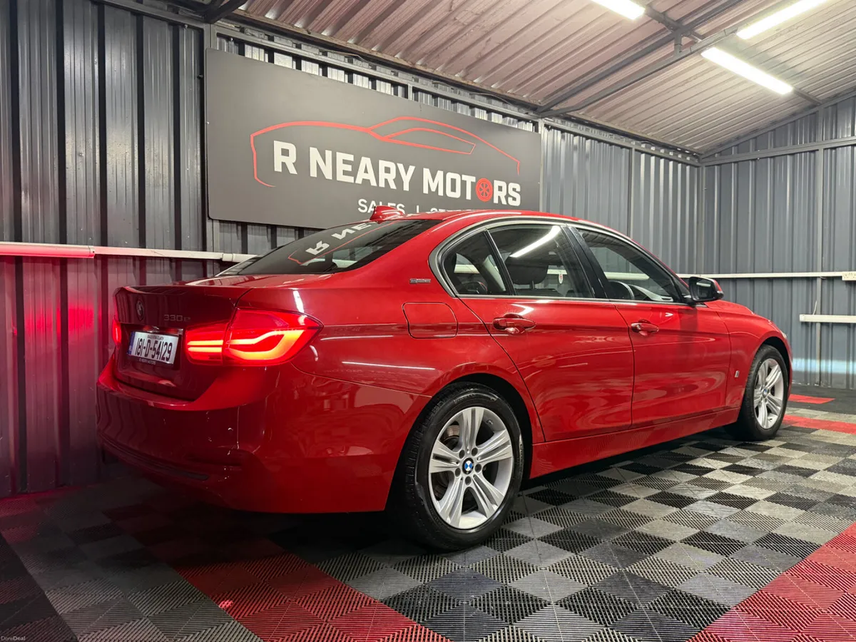 2018 BMW 3-Series  330e Sport Automatic - Image 5