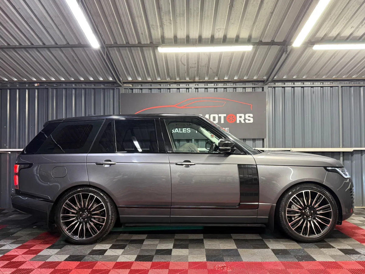 2018  Range Rover 4.4D SDV8 4WD Vogue 5 Seat N1 - Image 4