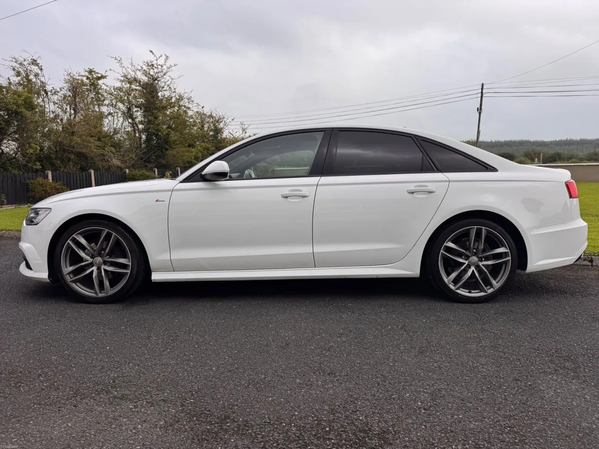 2016 Audi A6 S-Line Black Edition - Image 4