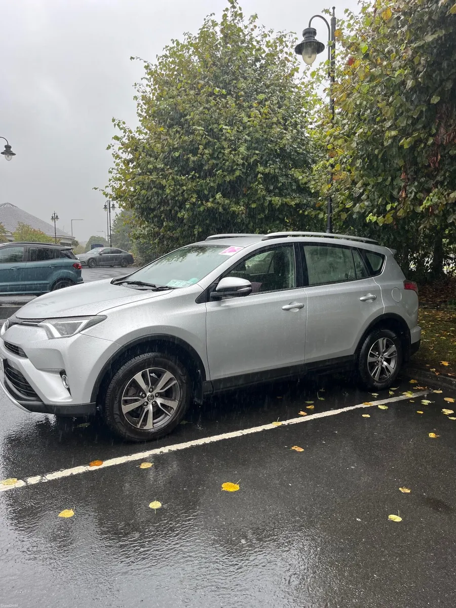 Toyota RAV4 2016 - Image 6