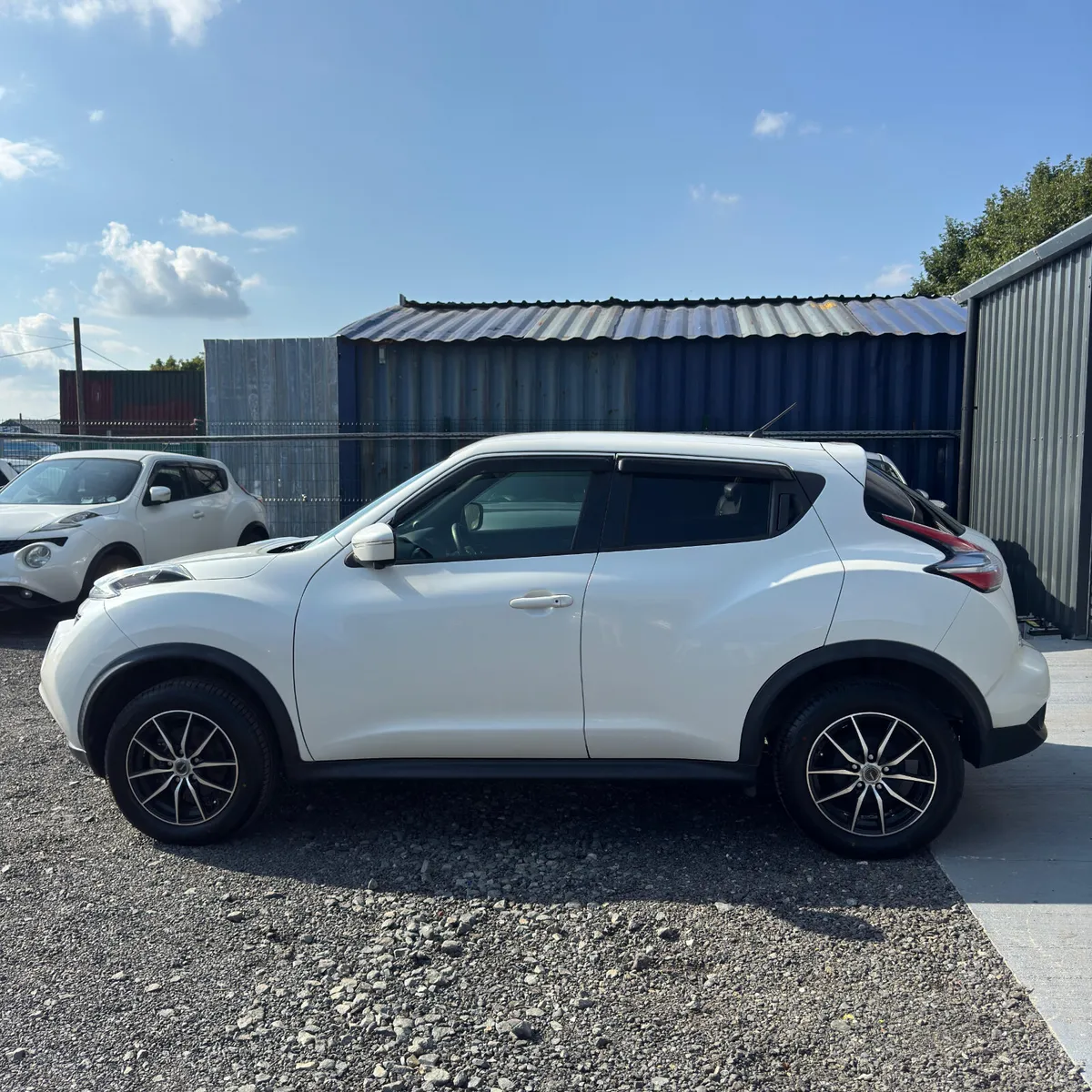 Nissan Juke 2017 AUTOMATIC - Image 4