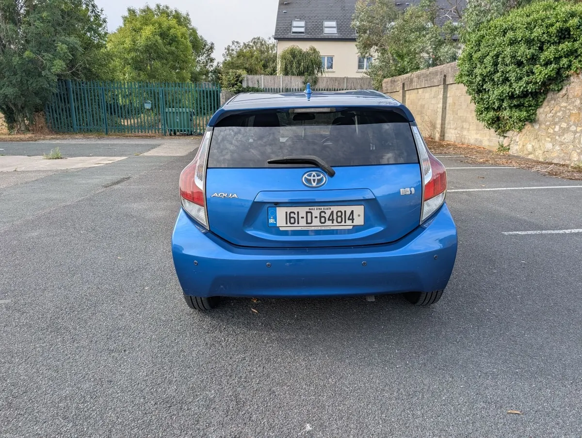 Toyota Aqua 2016 - Image 6