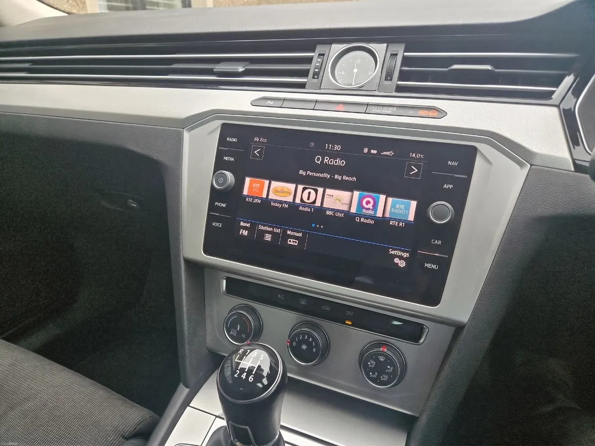 Volkswagen Passat 2018 2.0 TDI SE Business 4dr - Image 4