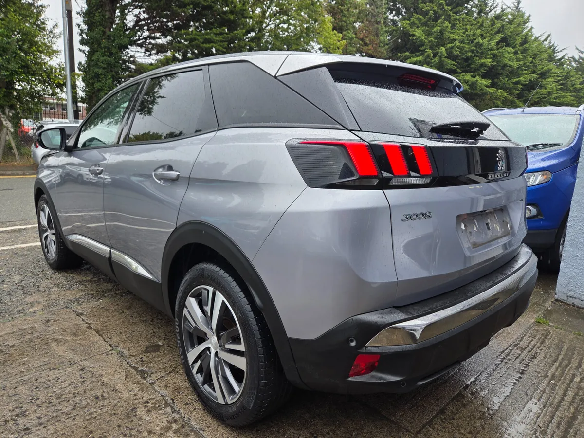 2018 PEUGEOT 3008 ALLURE 1.5 HDI MANUAL 130HP - Image 4