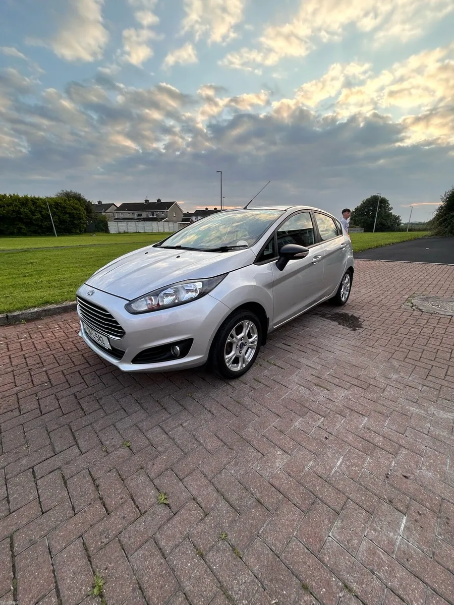FORD FIESTA 2013 ZETEC 1.25 60PS - Image 1