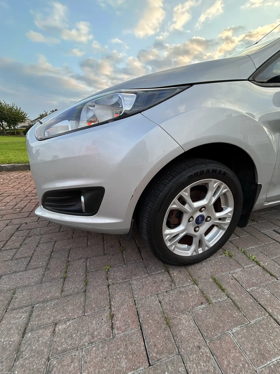 FORD FIESTA 2013 ZETEC 1.25 60PS - Image 6