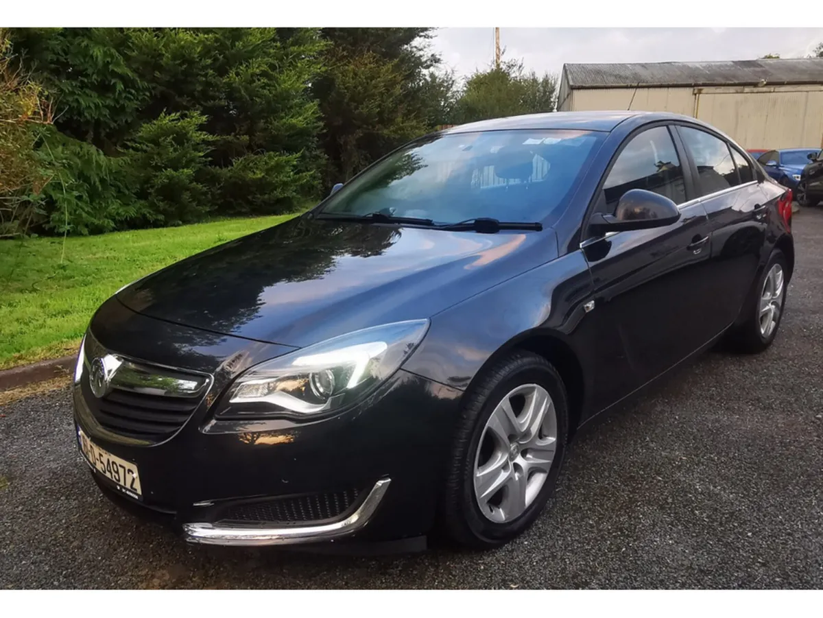 Vauxhall Insignia 1.6 CDTI DESIGN  136PS AUTO - Image 2