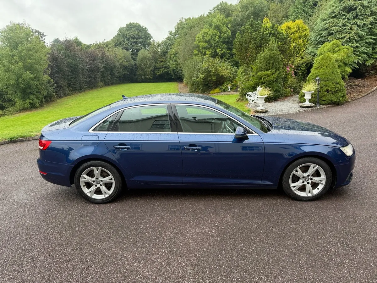 Audi A4 - Image 2
