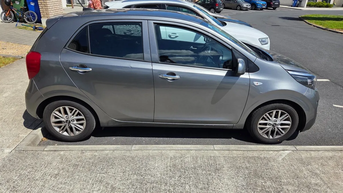 2023 (232) Kia Picanto Petrol Automatic - Image 5