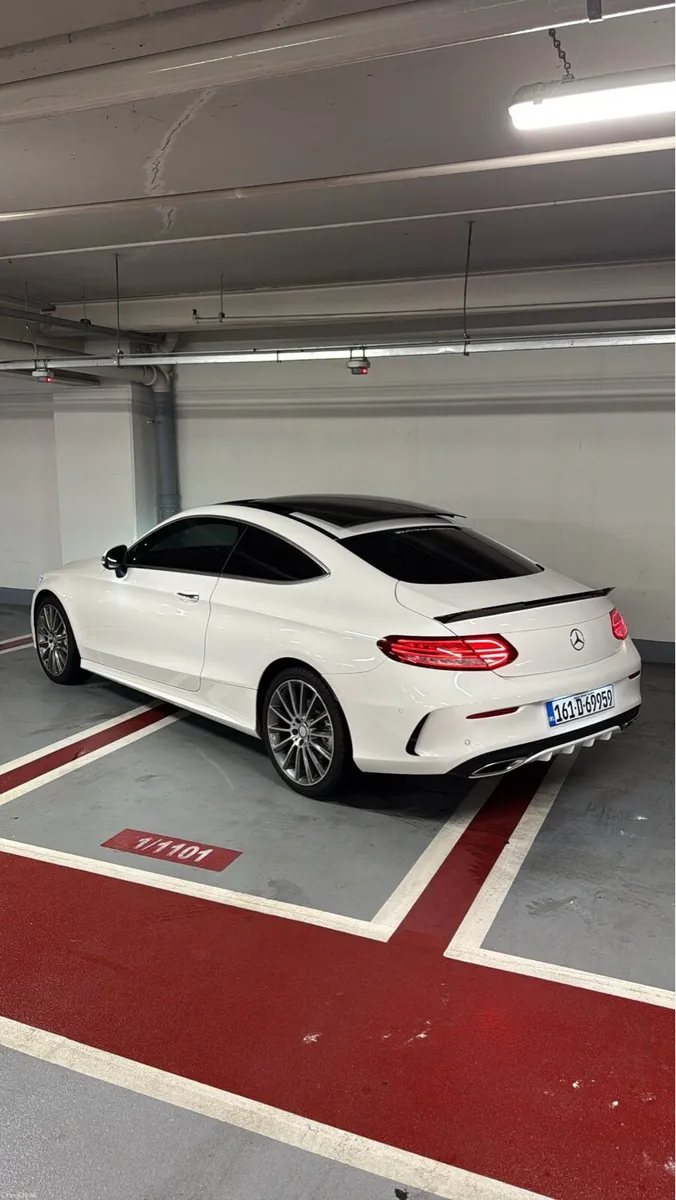 Mercedes C coupe ***PREMIUM PLUS*** - Image 5
