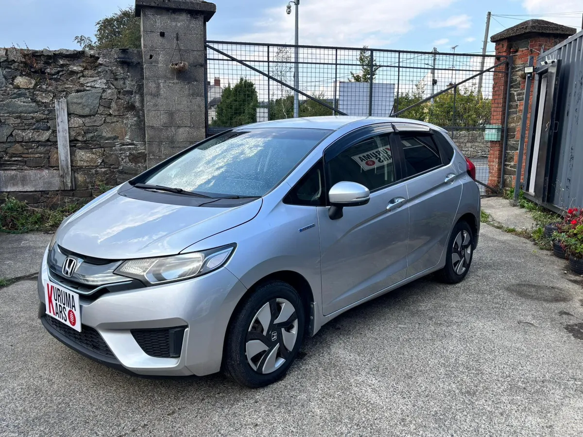 🚗 2013 Honda Fit Hybrid – Only 47,000 KM! 🚗 - Image 3
