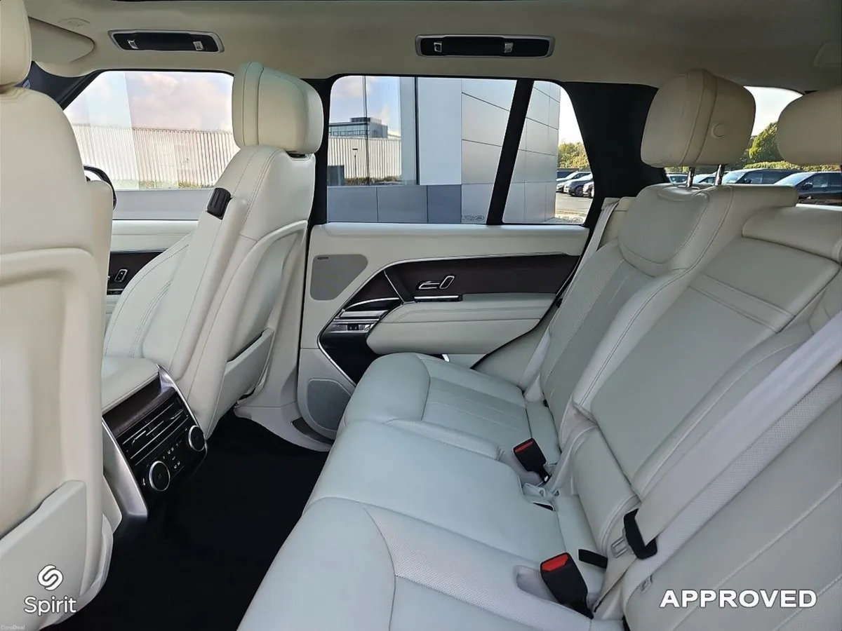 Land Rover Range Rover SWB 3.0 Si6 PHEV SE - Image 5