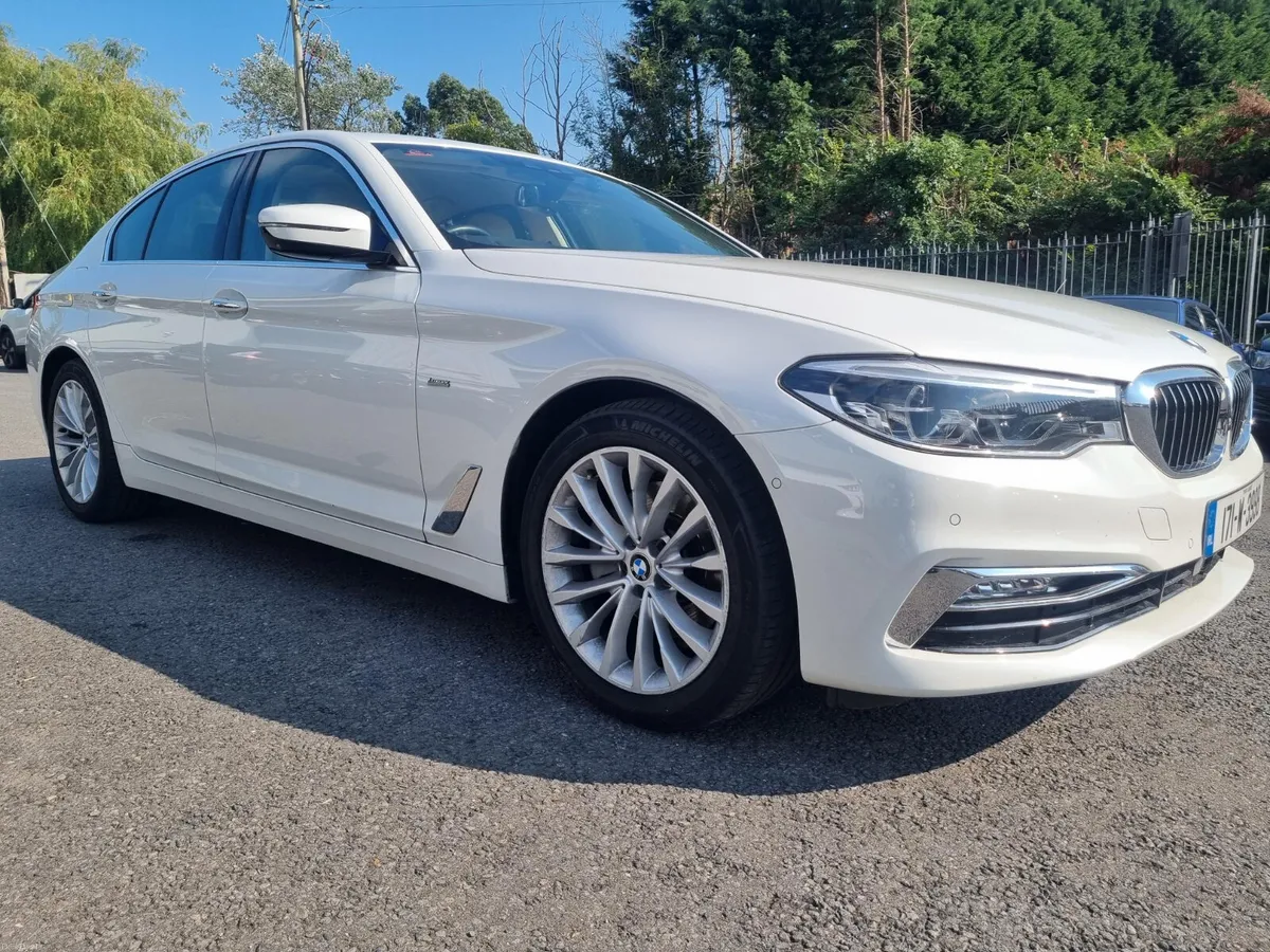 2017 BMW 5-Series Luxury Line – Japanese Import - Image 2