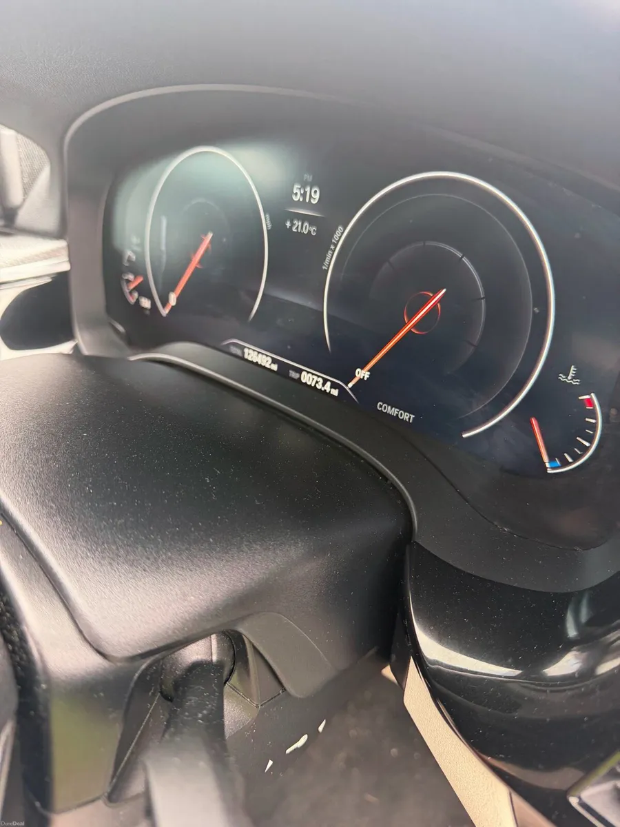 Car - Image 4