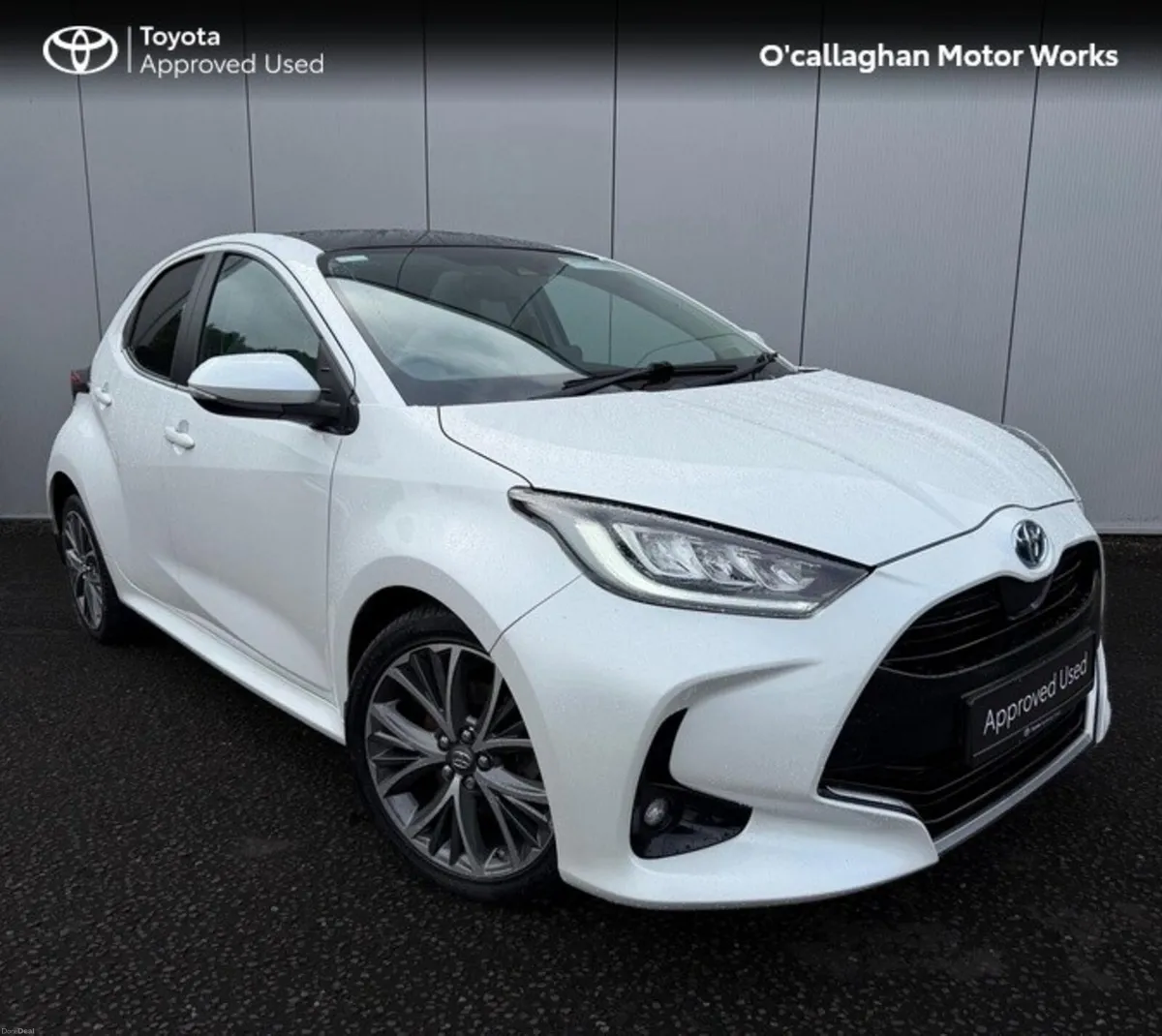 Toyota Yaris YARIS 1.5 HYBRID PLATINUM - Image 1