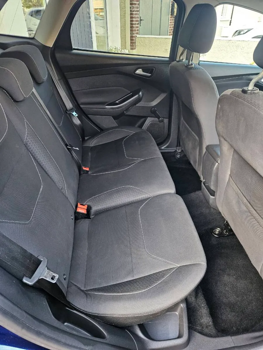 Ford Focus Estate - Image 6