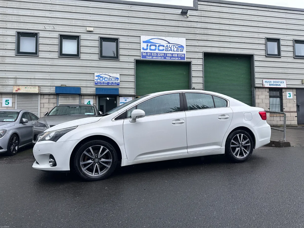 Toyota Avensis 2.0 D-4D, 2014 - Image 1