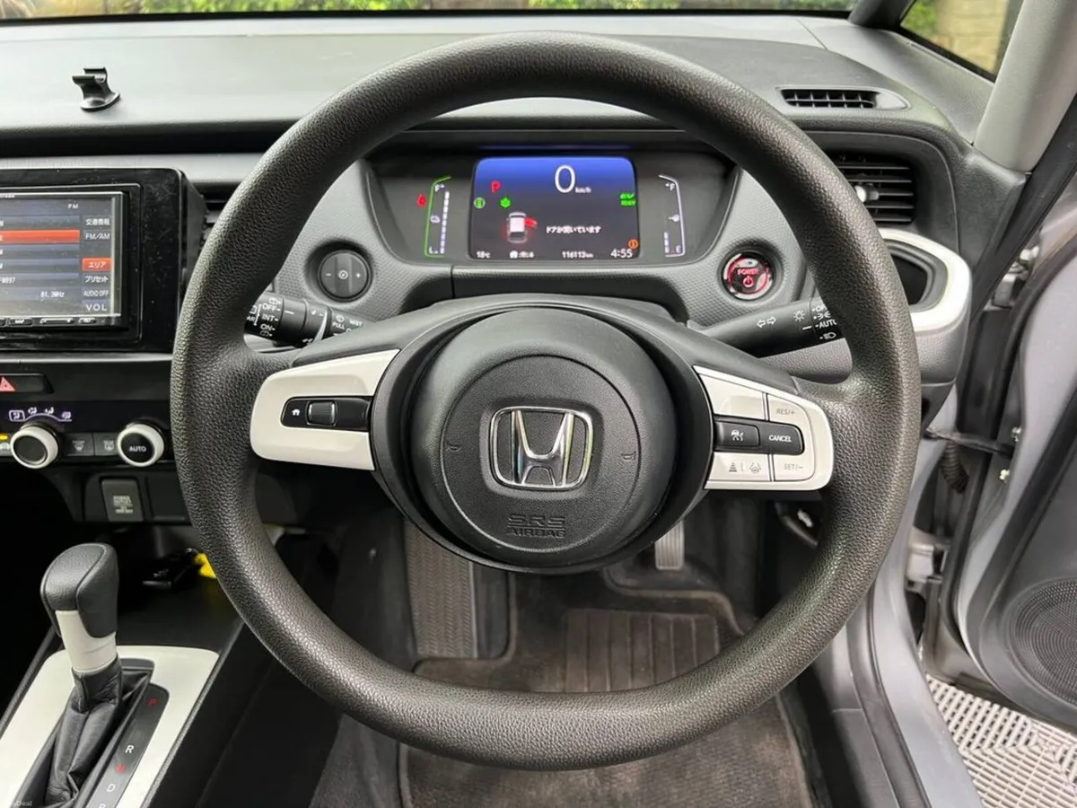 Honda Fit 1.5 HYBRID AUTO // DIGITAL CLUSTER // PA - Image 4
