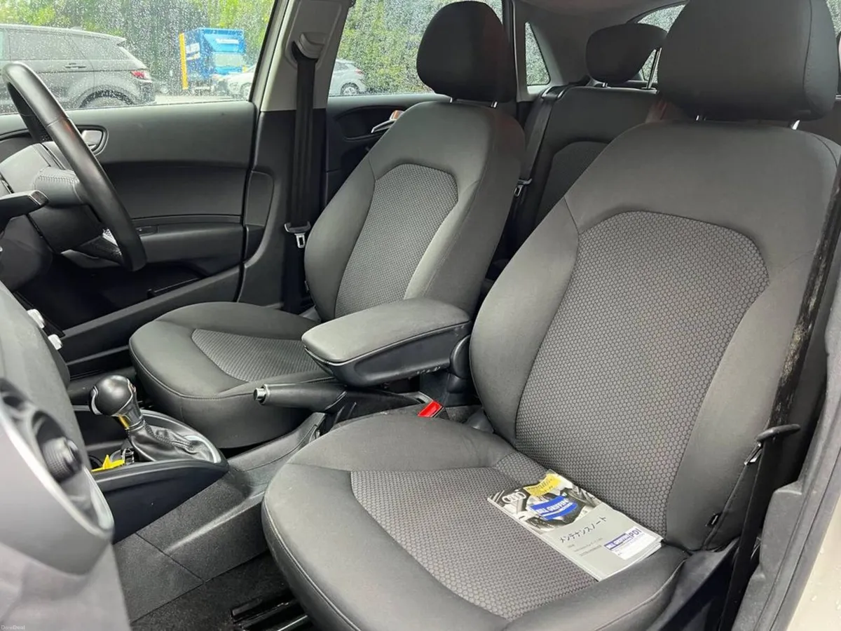 Audi A1 S-LINE PACK 1.0 TFSI AUTO // HEATED SEATS - Image 6