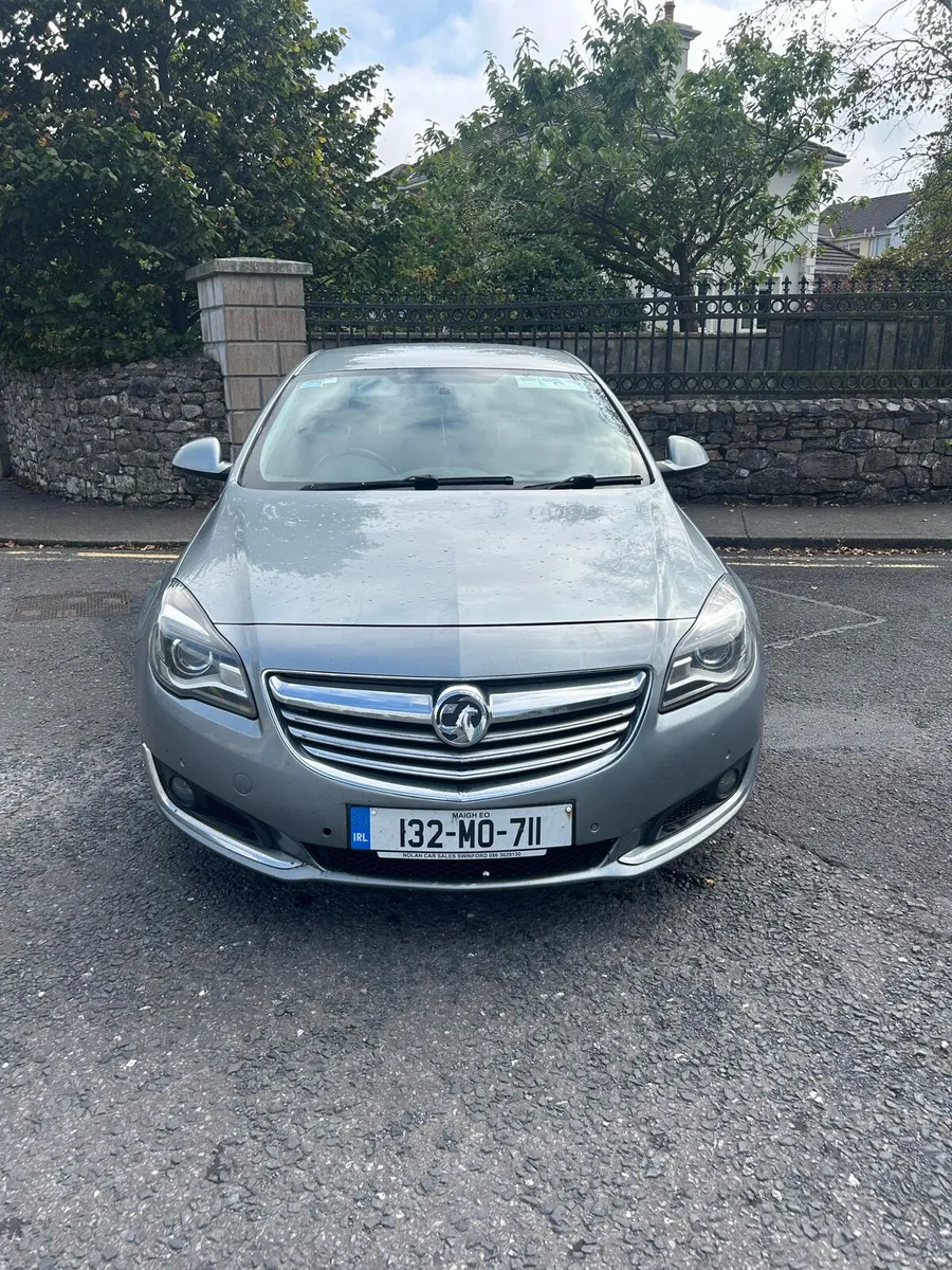 132 Vauxhall ingsina SRI NCT 03/2027 - Image 3
